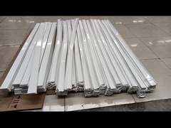 PU Cleats, biały kolor 80A brzeg, stosowany w linii przenośnej.